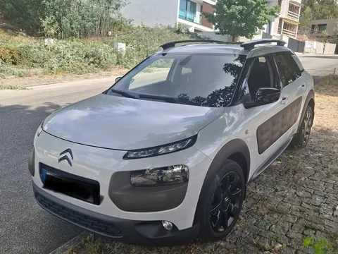 Citroën C4 Cactus Pure Tech 110 Stop&Start Shine