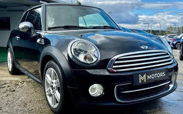 MINI Cabrio Cooper D