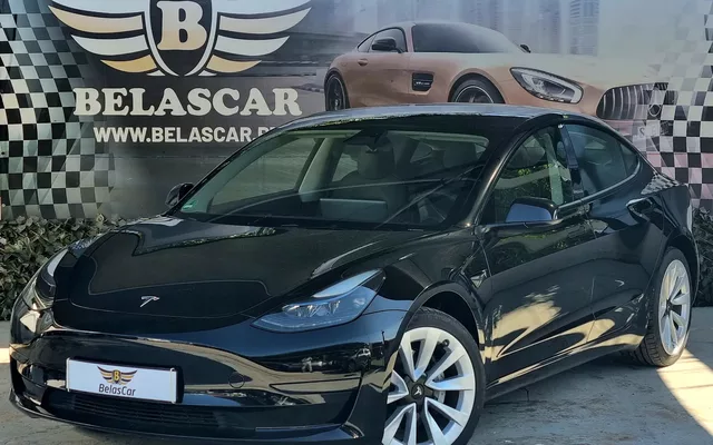 Tesla Model 3 Standard Range Plus RWD