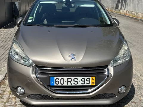 Peugeot 208 1.6 e-HDi Allure