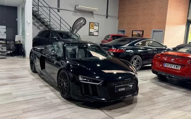 AUDI R8 Spyder 5.2 FSI V10 plus 449 kW - 124900€ en Cabezo de torres