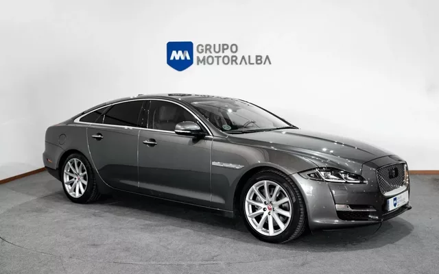 JAGUAR XJ XJ 3.0D LWB Premium Luxury Aut.