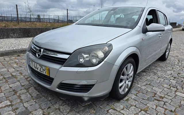 Opel Astra 1.7 CDTI Elegance
