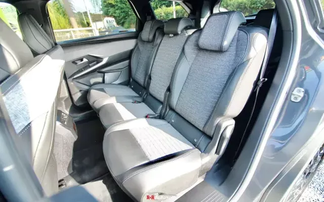 Peugeot 5008 2025 1.2 Hybrid Allure e-DCS6