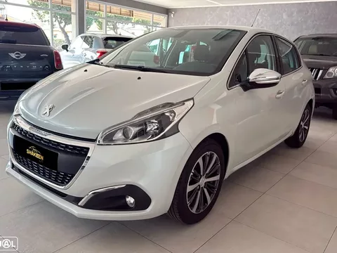 Peugeot 208 PureTech 82 Start & Stop Allure