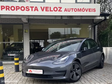 Tesla Model 3 Tração Traseira