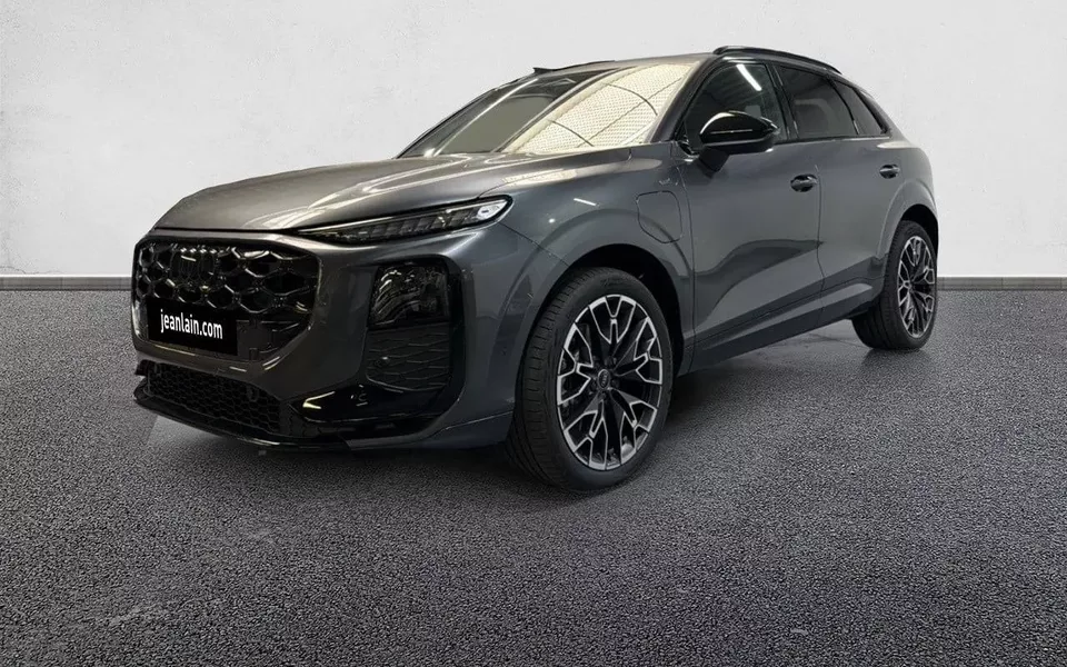 AUDI Q3 HYBRIDE Q3 e-hybrid 272 ch S tronic 6 S line