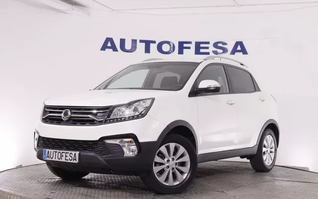 Ssangyong Korando D22T LINE 4X2 178CV 5P # BOLA REMOLQUE