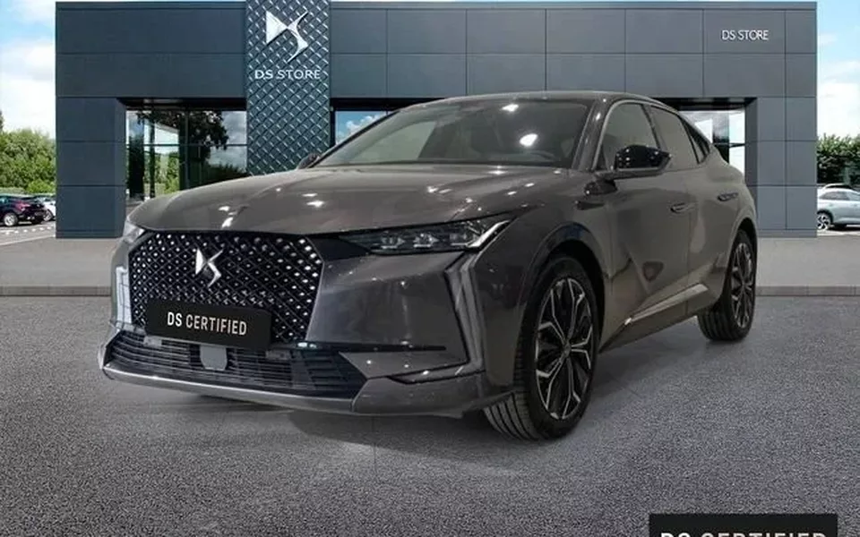 DS DS4 Hybrid Étoile Alcantara@