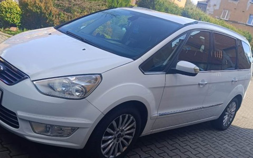 Sprzedam Ford galaxy2012