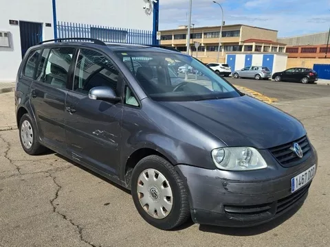 VOLKSWAGEN Touran Touran 1.9TDI Conceptline - 3200€ en Zaragoza