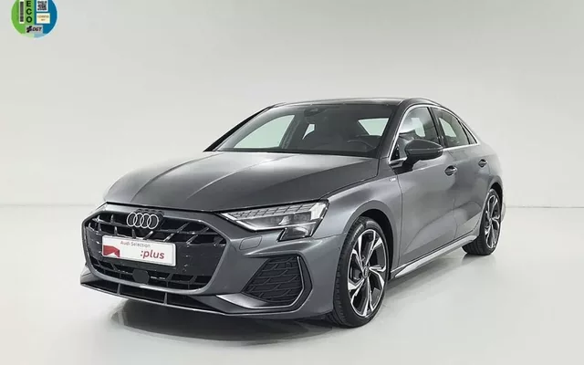 AUDI A3 A3 Sedán TFSI S line S tronic 110kW