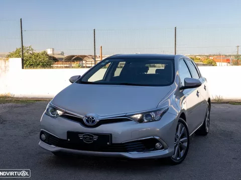 Toyota Auris 1.8 HSD Exclusive