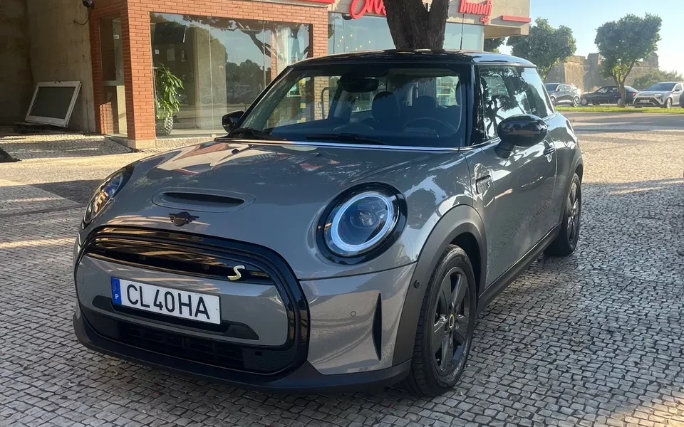 MINI 3 Portas Cooper SE