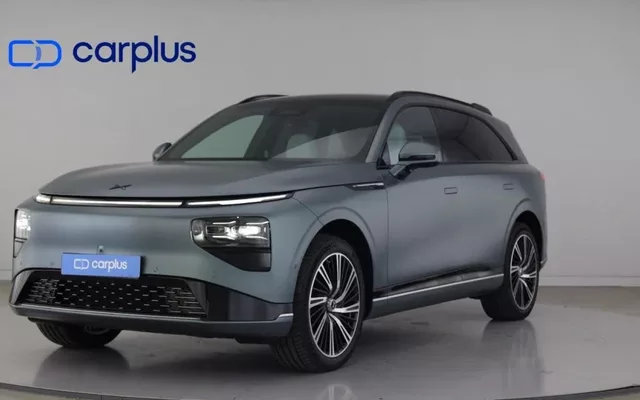 Xpeng G9 98 kWh AWD Performance + Gancho de Reboque