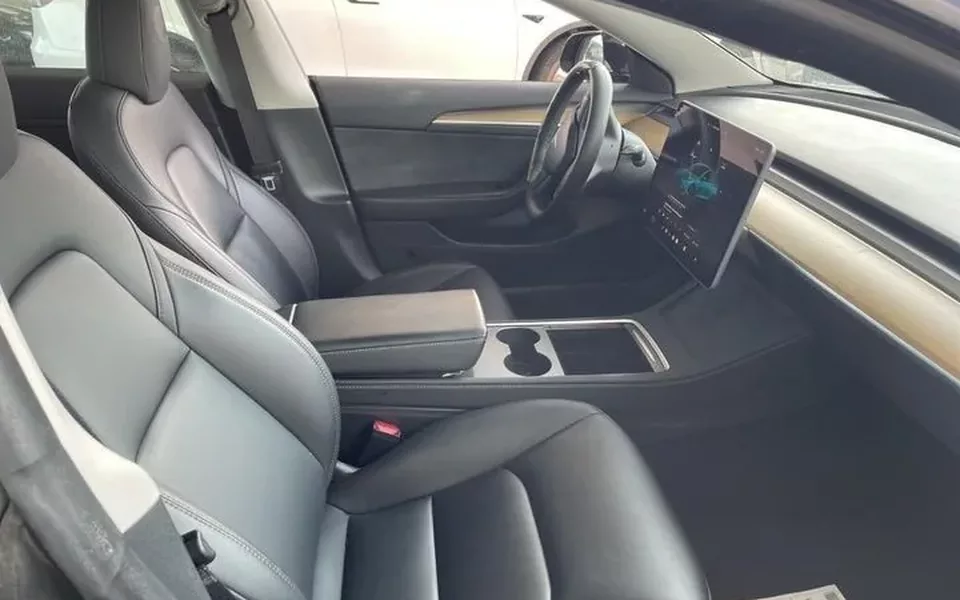Tesla Model 3 Long Range AWD Dual Motor