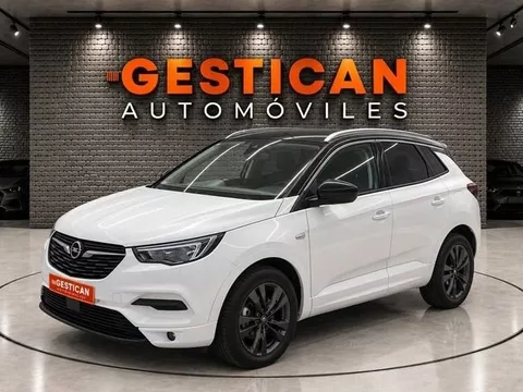 OPEL Grandland X 1.2 Turbo Design Line