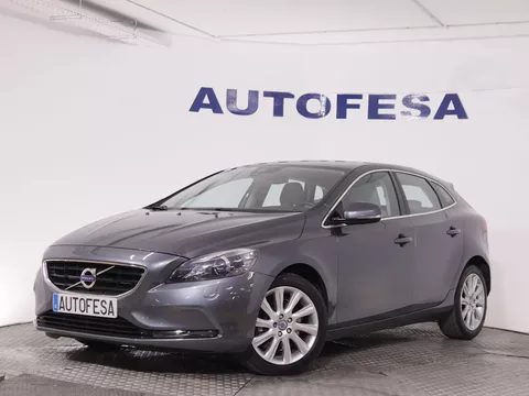 Volvo V40 V40 2.0 D3 150CV AUTO INSCRIPTION 5P # CUERO,PARKTRONIC