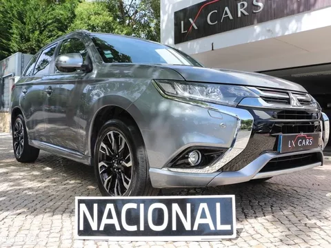 Mitsubishi Outlander 2.0 MIVEC Instyle Navi+
