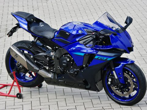 Yamaha YZF R1