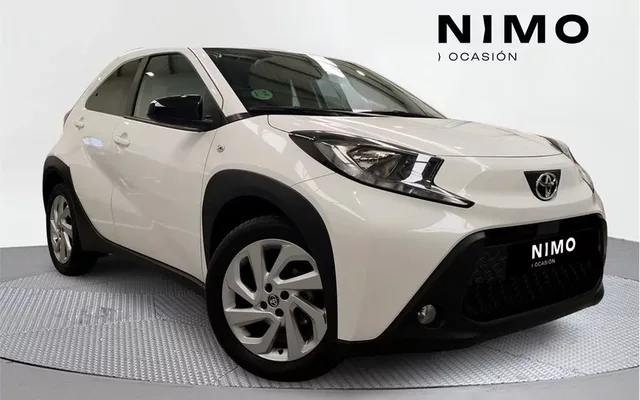 TOYOTA Aygo X Cross AYGO X CROSS 1.0 VVT-I 72CV Play