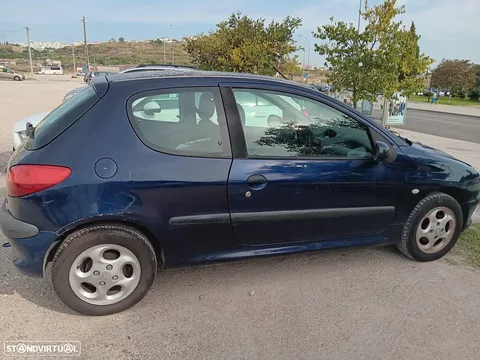 Peugeot 206 1.1 Color Line