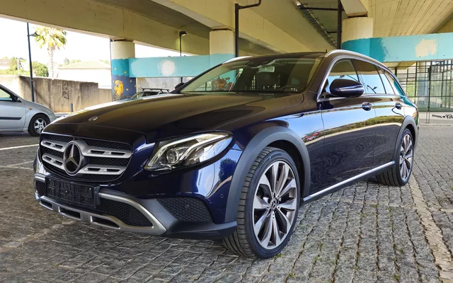Mercedes-Benz E 220 d 4Matic All-Terrain 9G-TRONIC Exclusive