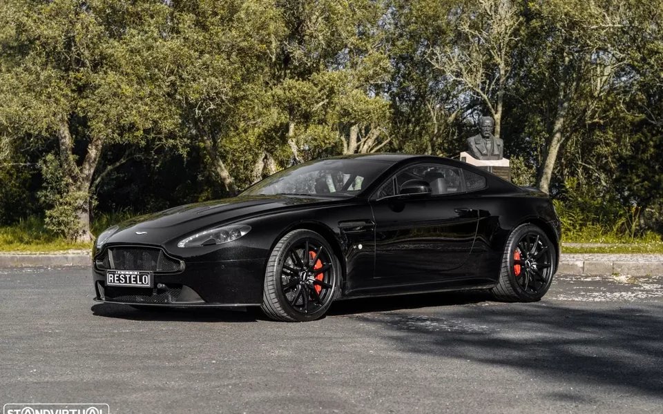 Aston Martin Vantage Coupe V12 S