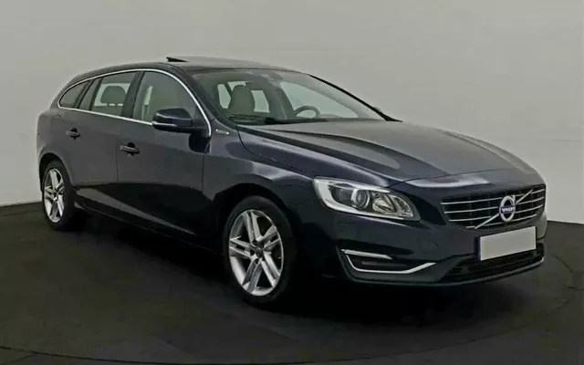 Volvo V60 2.4 D6 R-Design Sum.AWD Phev
