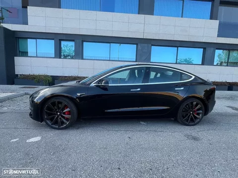 Tesla Model 3 Long Range AWD Dual Motor Performance