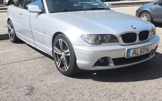 BMW 320