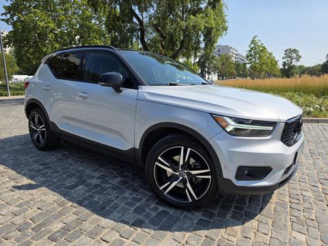 Volvo XC40 2021