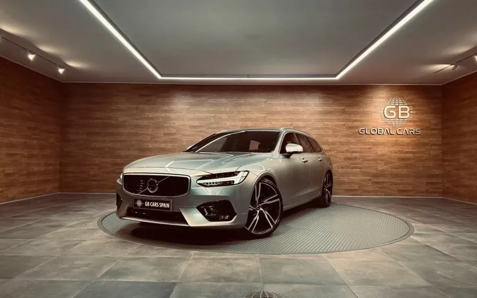VOLVO V90 V90 D5 R-Design AWD Aut.