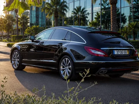 Mercedes-Benz CLS 220