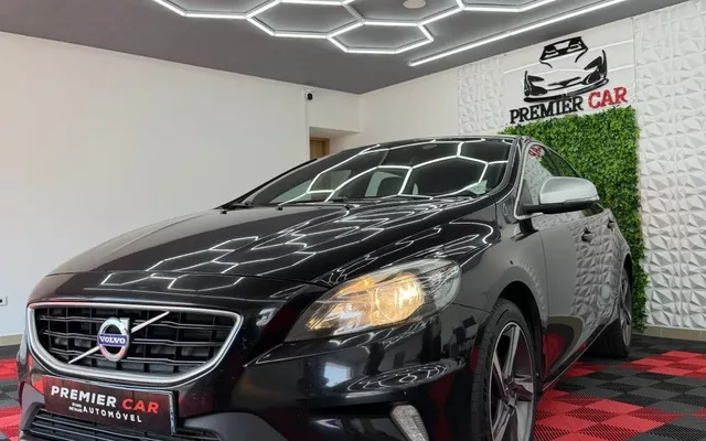 Volvo V40 2.0 D2 R-Design