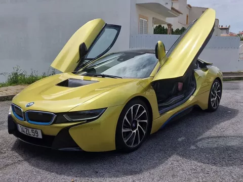 BMW i8