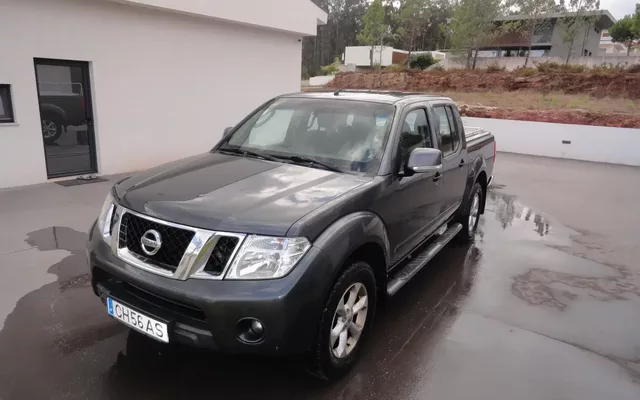 Nissan Navara 2.5 dCi CD SE AT 4WD