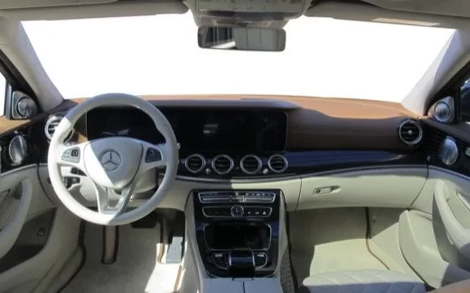MERCEDES-BENZ Clase E E 220d 9G-Tronic 194 (4.75)
