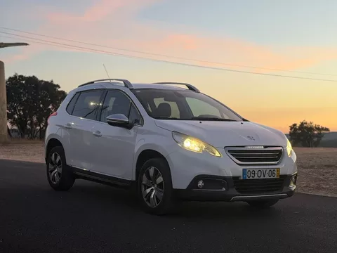 Peugeot 2008 1.6 e-HDi Allure 2-Tronic