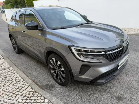 Renault Austral 1.3 Mild Hybrid Iconic Auto