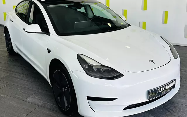 Tesla Model 3 Standard Range Plus RWD