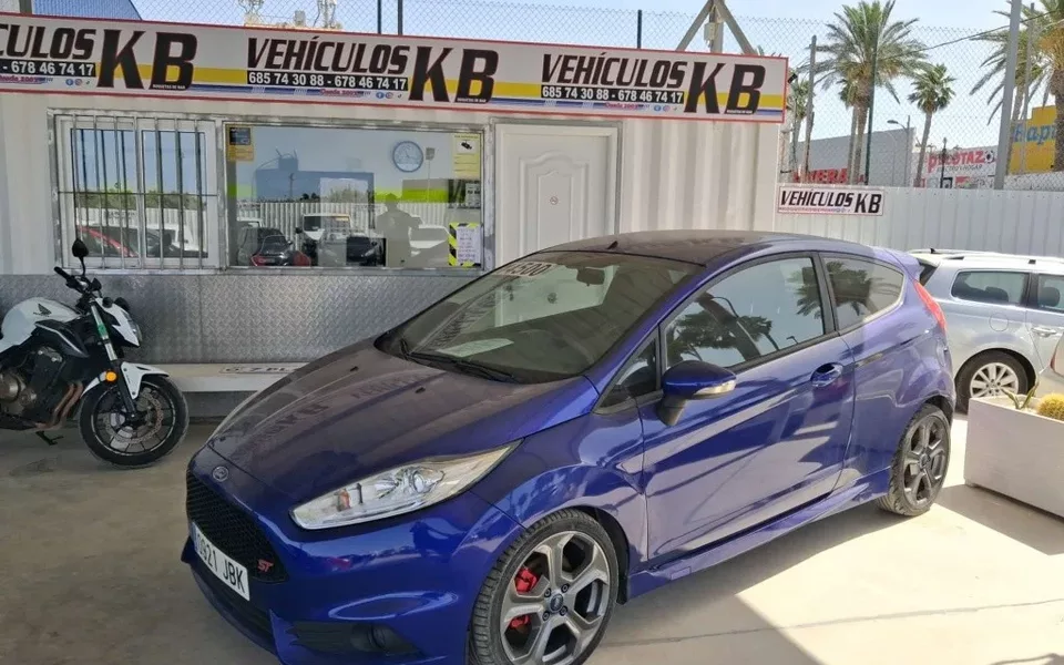 FORD Fiesta FORD Fiesta Pequeño Manual de 3 Puertas