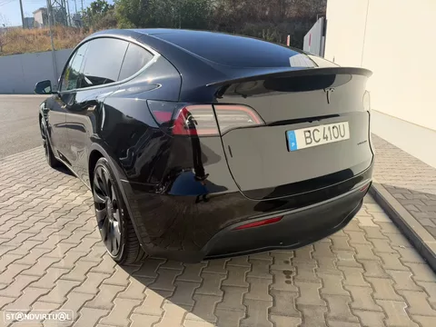 Tesla Model Y Long Range Tração Integral
