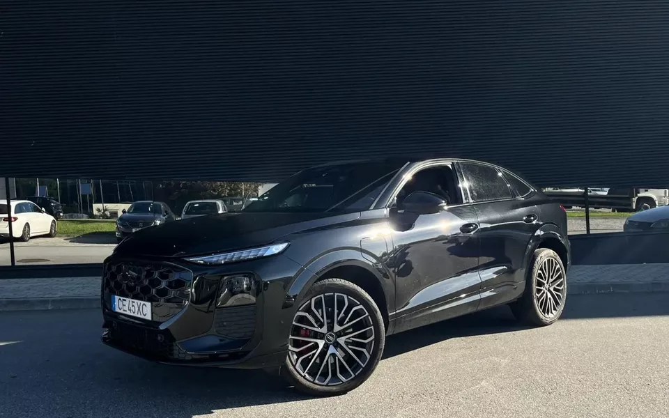 Audi Q3 Sportback e-hybrid SE Business Plus S tronic