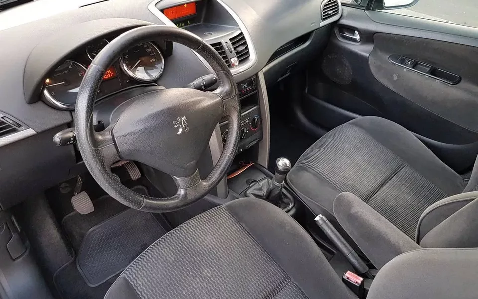 Peugeot 207 1.4 HDi Sport