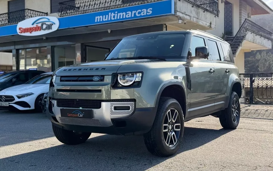 Land Rover Defender 2.0 D 110 AWD S