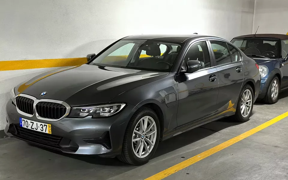 BMW 330 e Corporate Edition Auto