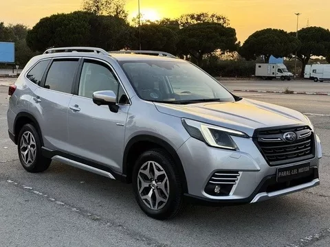 SUBARU Forester Forester 2.0i Hybrid Executive Plus CVT
