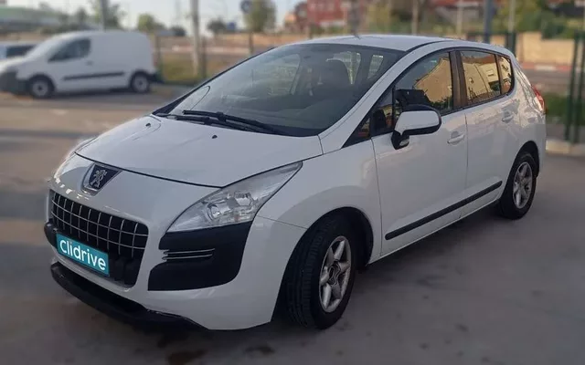 PEUGEOT 3008 3008 1.6HDI FAP Confort 112