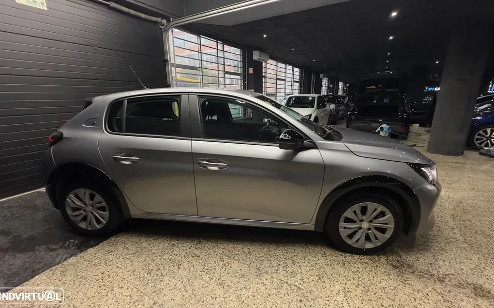 Peugeot e-208 E-Style